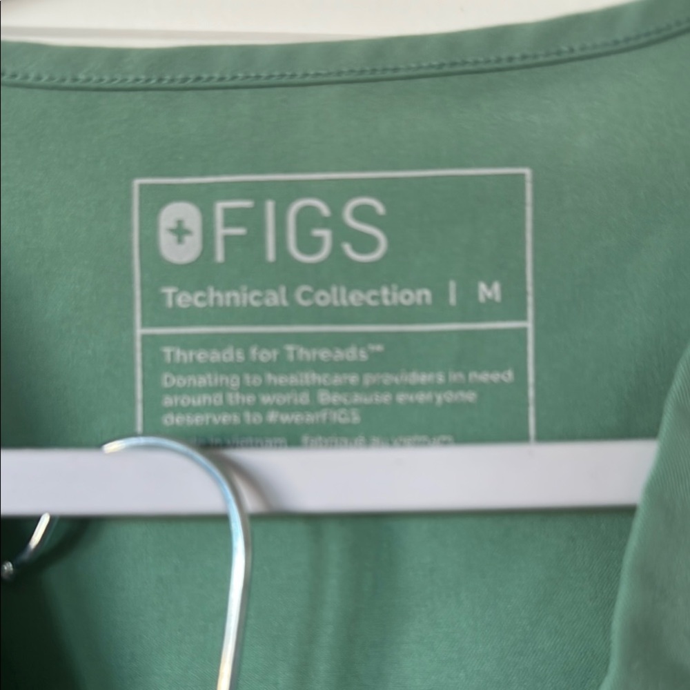 Figs Green Scrub Set